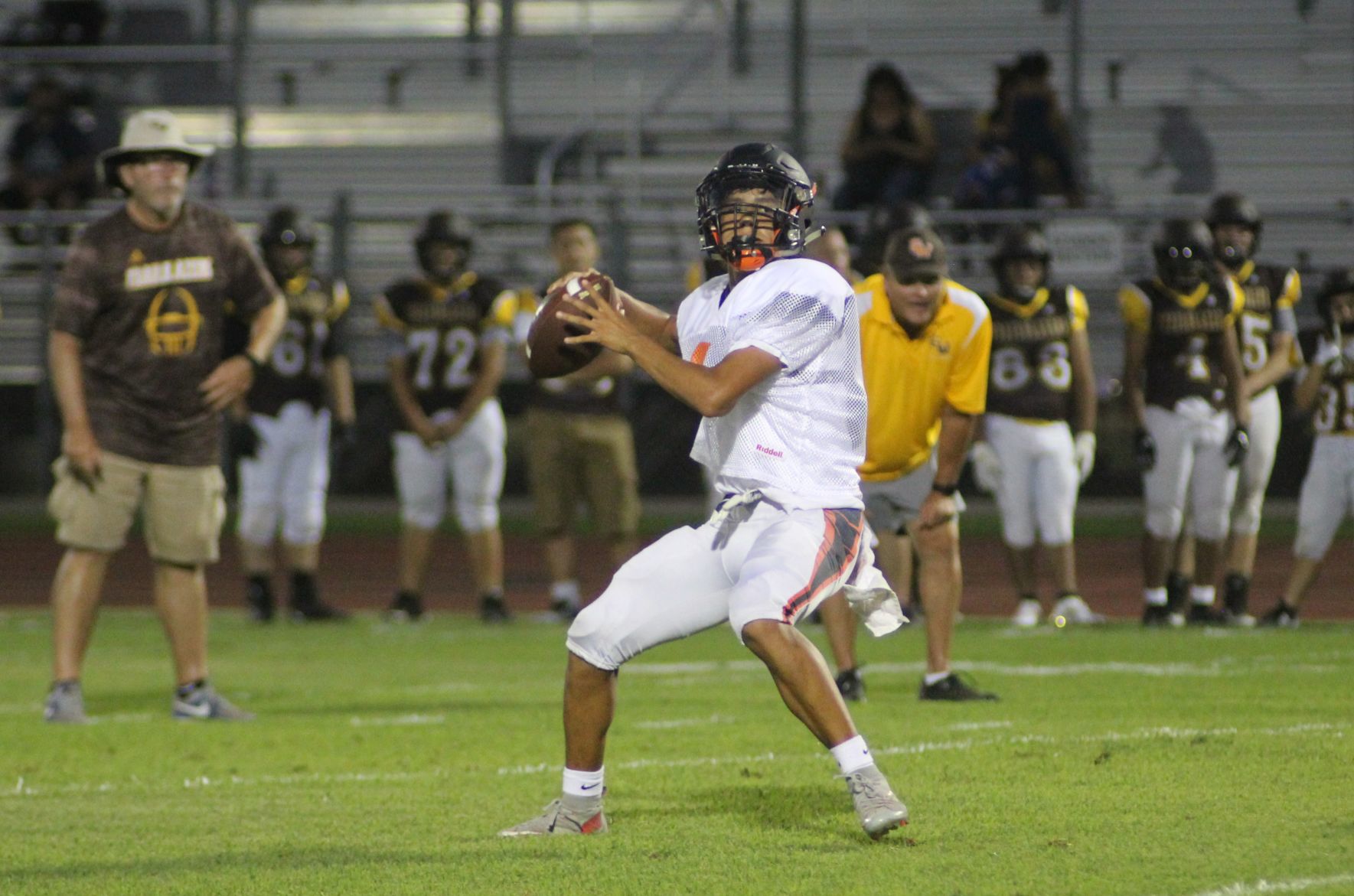 Kingsburg, Selma compete in scrimmages